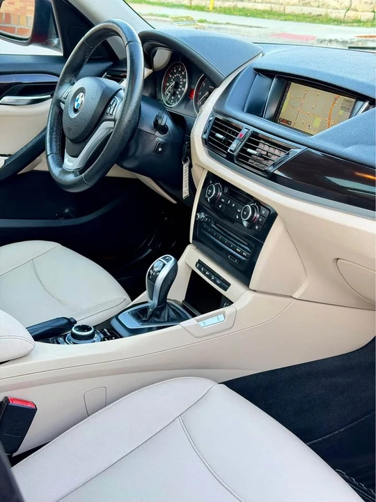 2015 BMW E84 X1 - Image 8 of 20