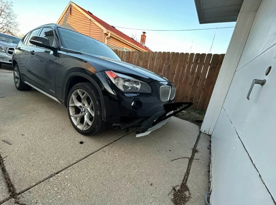 2015 BMW E84 X1 - Image 2 of 9