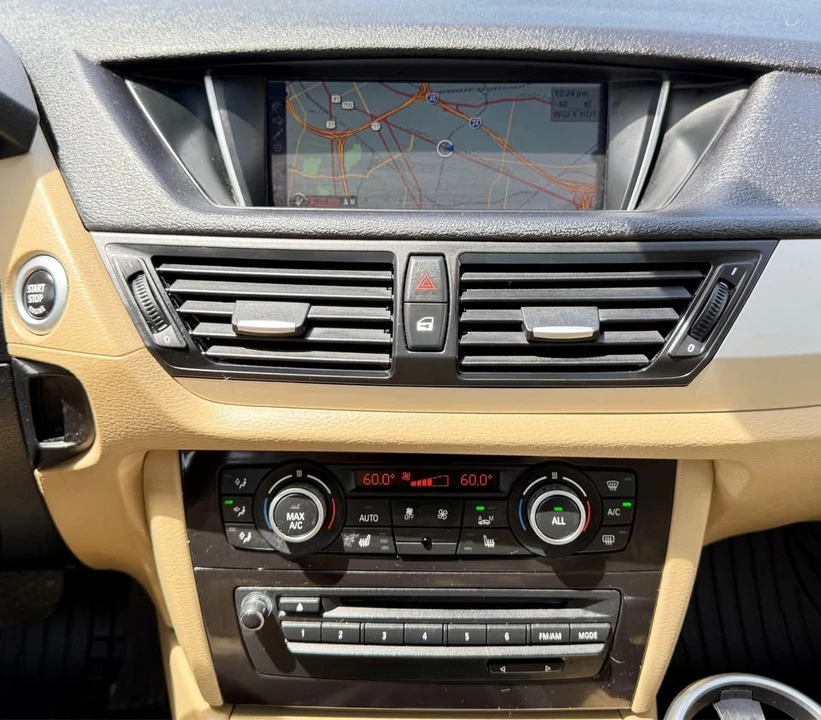 2015 BMW E84 X1 - Image 14 of 20