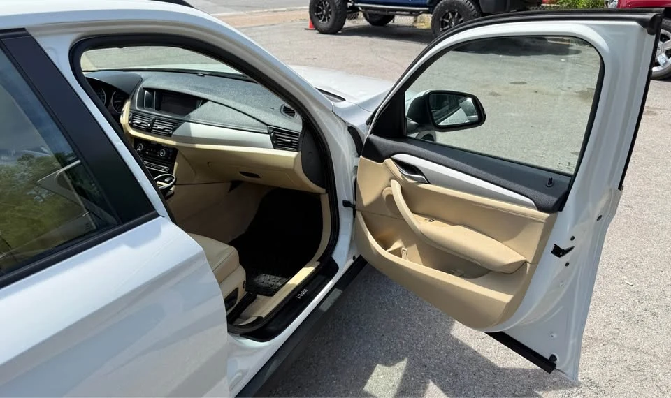 2015 BMW E84 X1 - Image 16 of 20