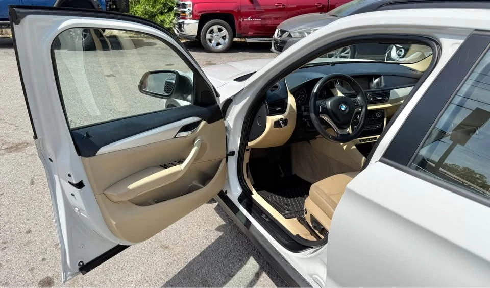 2015 BMW E84 X1 - Image 9 of 20
