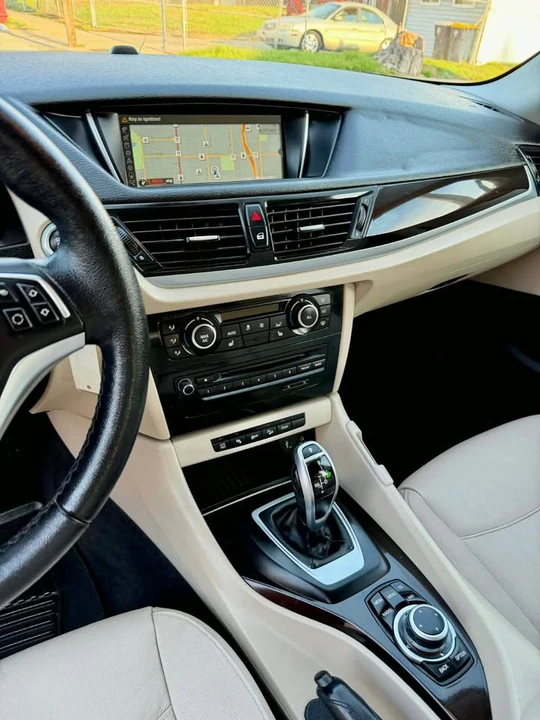 2015 BMW E84 X1 - Image 11 of 20