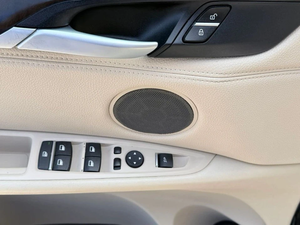 2015 BMW F15 X5 - Image 16 of 20
