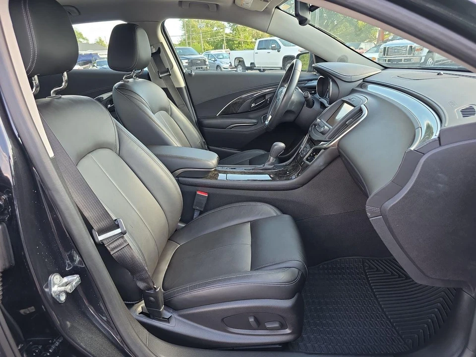 2015 Buick LaCrosse - Image 8 of 21