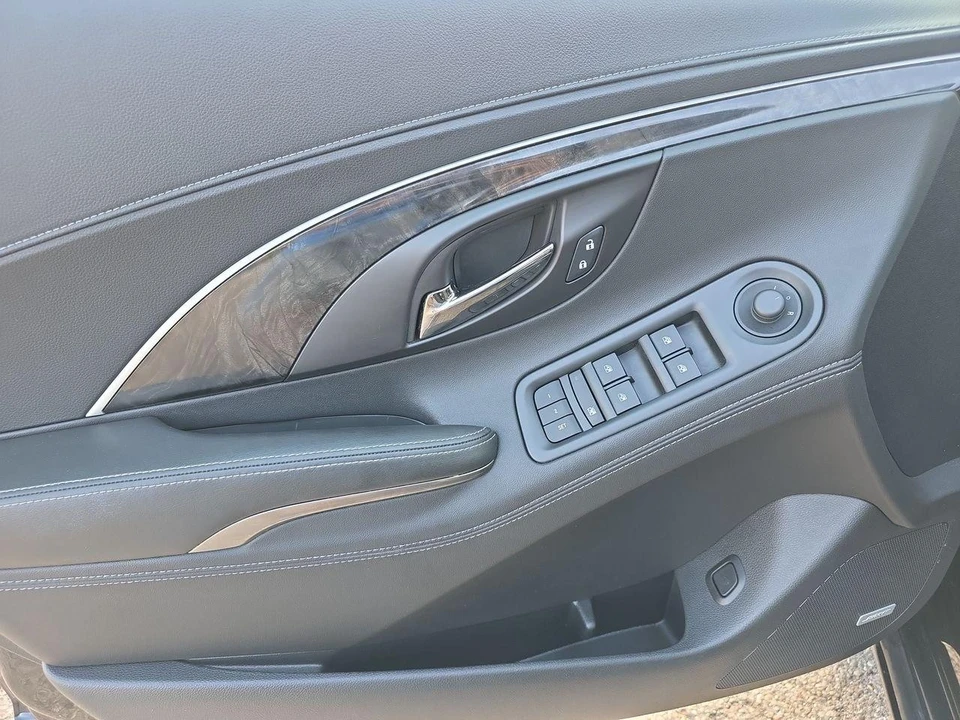 2015 Buick LaCrosse - Image 5 of 12