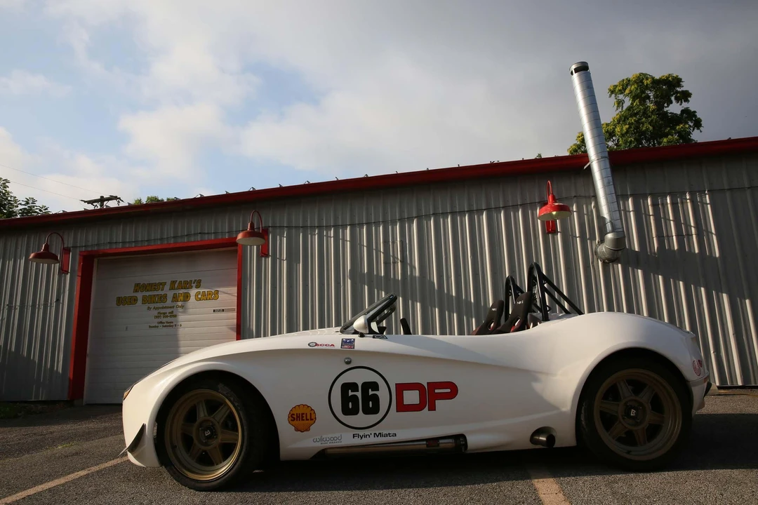 2015 Mazda NC MX-5 Miata - Image 14 of 31