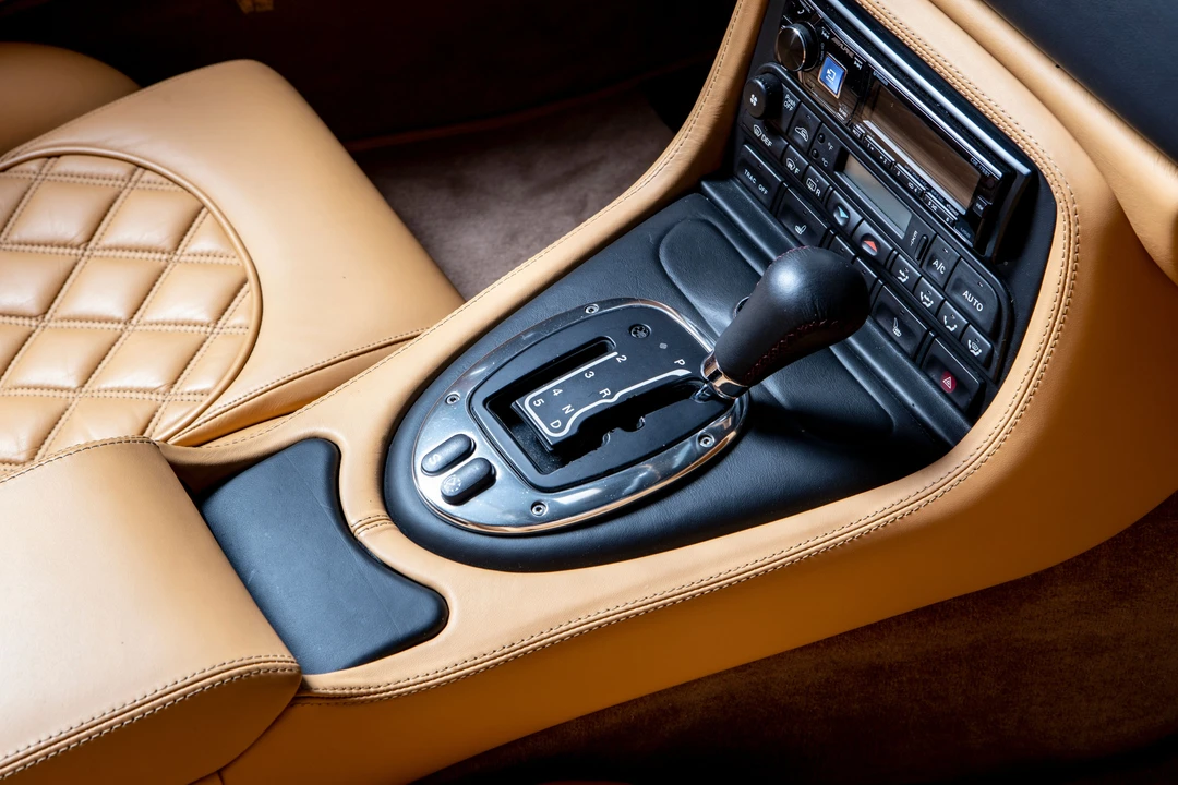 2015 Jaguar Replica - Image 15 of 31