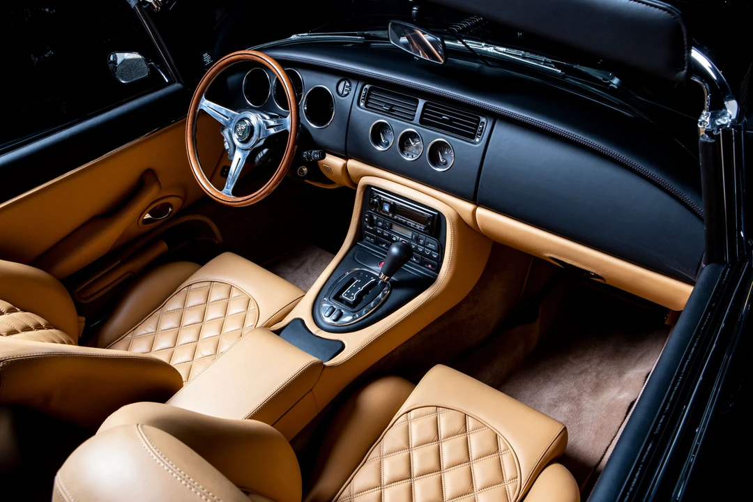 2015 Jaguar Replica - Image 11 of 31