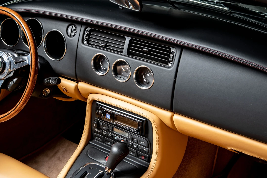 2015 Jaguar Replica - Image 14 of 31