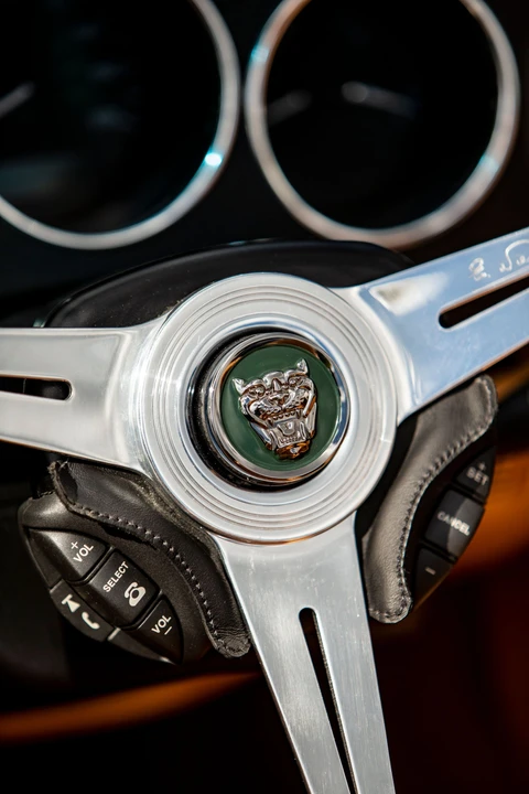 2015 Jaguar Replica - Image 7 of 31