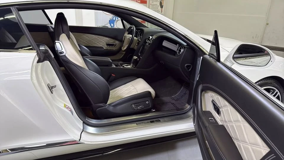 2015 Bentley Continental GT 2nd Gen - Image 17 of 17