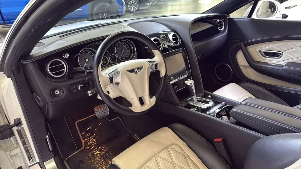 2015 Bentley Continental GT 2nd Gen - Image 11 of 17