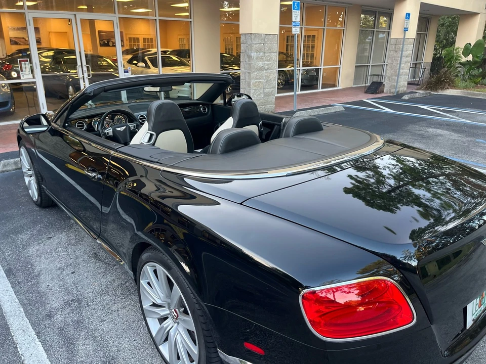 2015 Bentley Continental GTC - Image 9 of 12