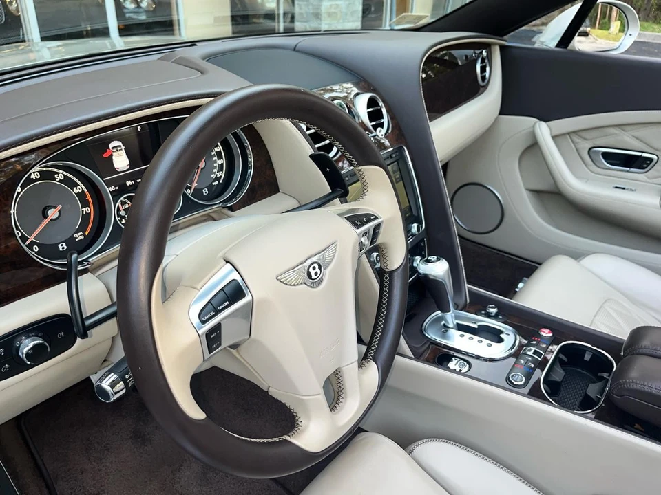 2015 Bentley Continental GTC - Image 30 of 31