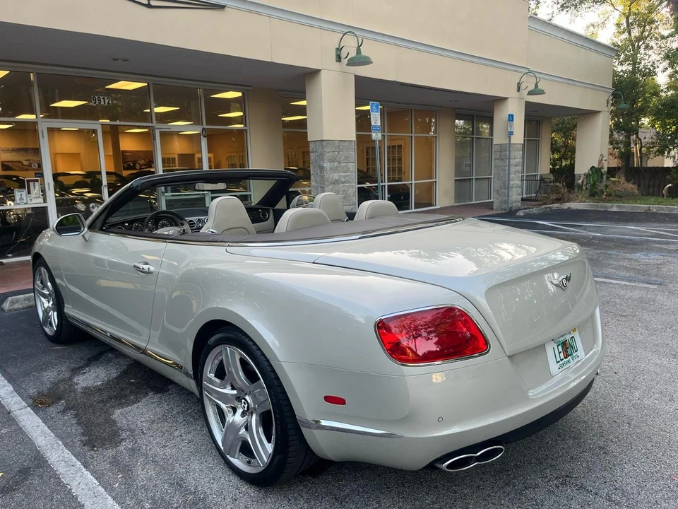 2015 Bentley Continental GTC - Image 9 of 31