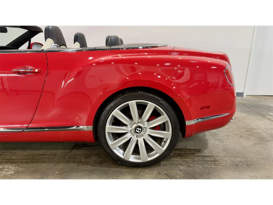 2015 Bentley Continental GT 2nd Gen - Image 28 of 31