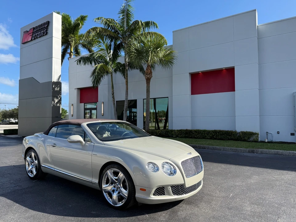 2015 Bentley Continental GT 2nd Gen - Image 18 of 21