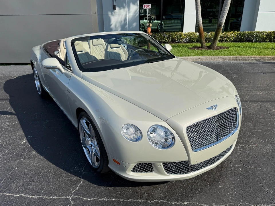 2015 Bentley Continental GT 2nd Gen - Image 19 of 21