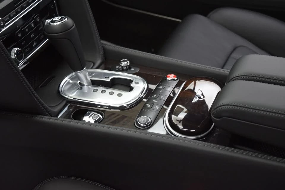 2015 Bentley Continental GT V8 2nd Gen - Image 10 of 17