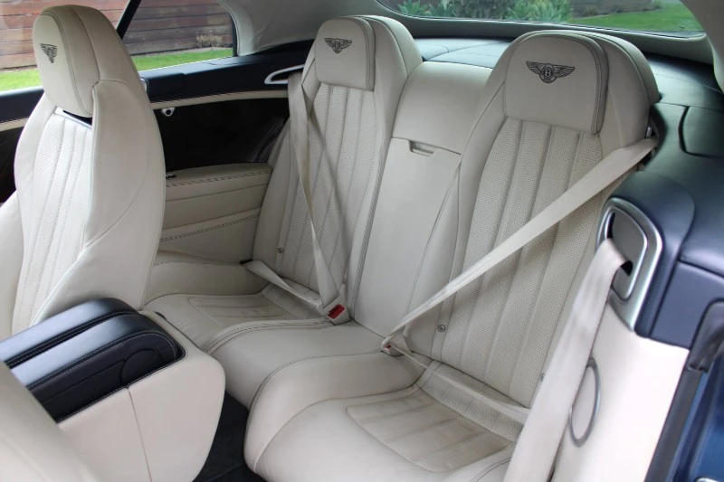 2015 Bentley - Image 13 of 26