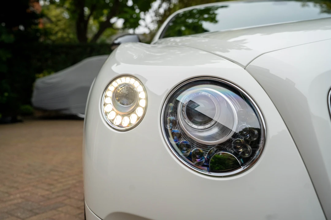2015 Bentley Continental GT V8 2nd Gen - Image 16 of 31