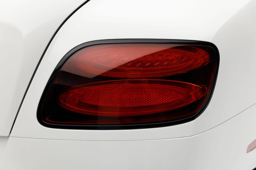 2015 Bentley Continental GT V8 2nd Gen - Image 28 of 31