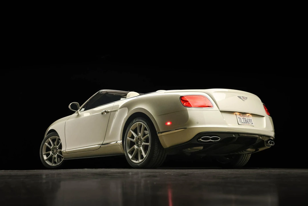 2015 Bentley Continental GTC - Image 22 of 31
