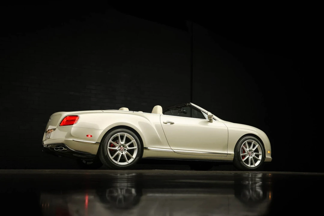 2015 Bentley Continental GTC - Image 17 of 31