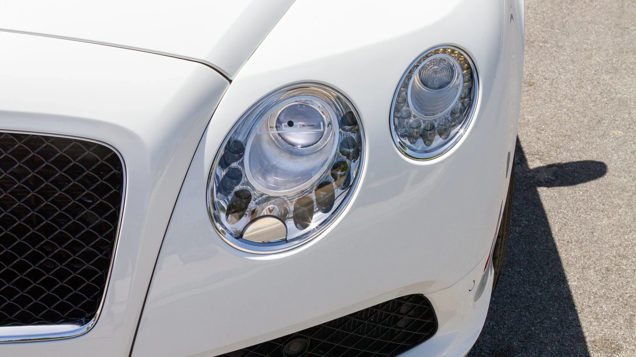 2015 Bentley Continental GT V8 2nd Gen - Image 24 of 31