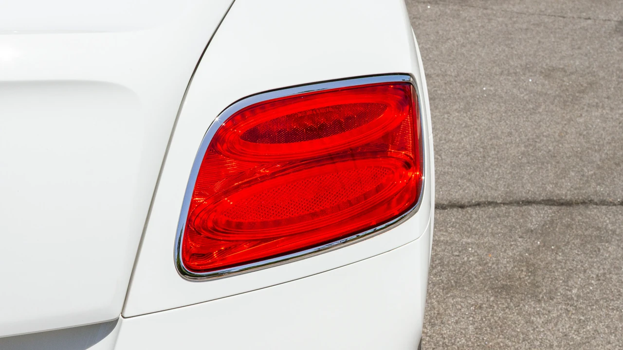 2015 Bentley Continental GT V8 2nd Gen - Image 27 of 31