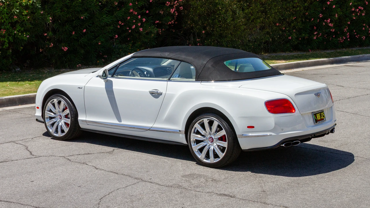 2015 Bentley Continental GT V8 2nd Gen - Image 15 of 31