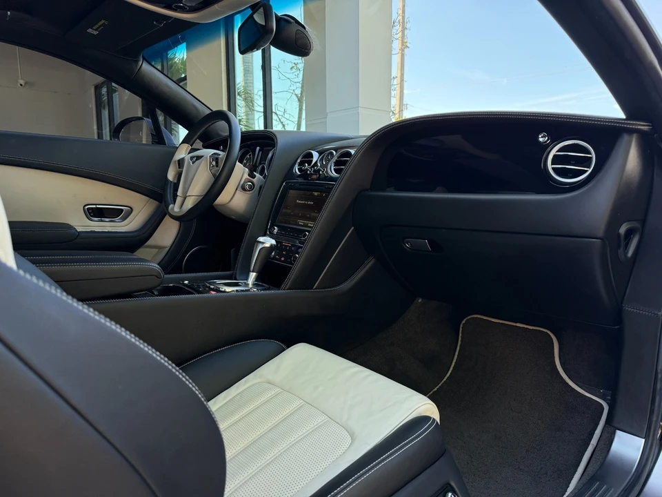 2015 Bentley Continental GT V8 2nd Gen - Image 26 of 31