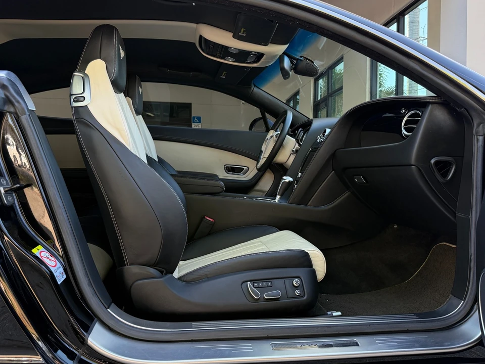 2015 Bentley Continental GT V8 2nd Gen - Image 24 of 31
