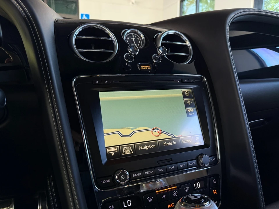 2015 Bentley Continental GT V8 2nd Gen - Image 28 of 31