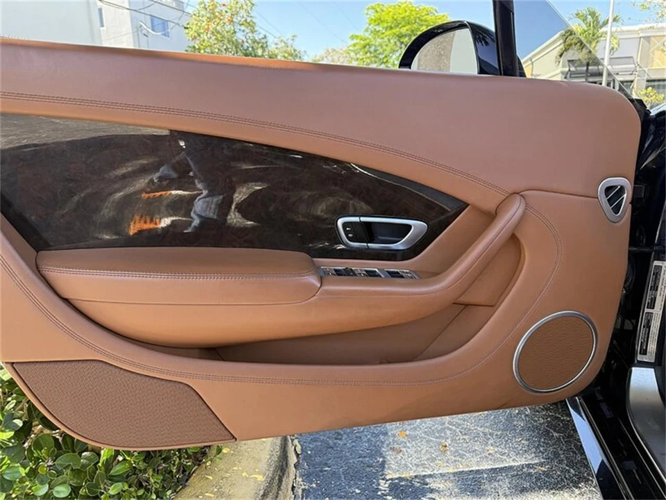 2015 Bentley Continental GT V8 2nd Gen - Image 27 of 31