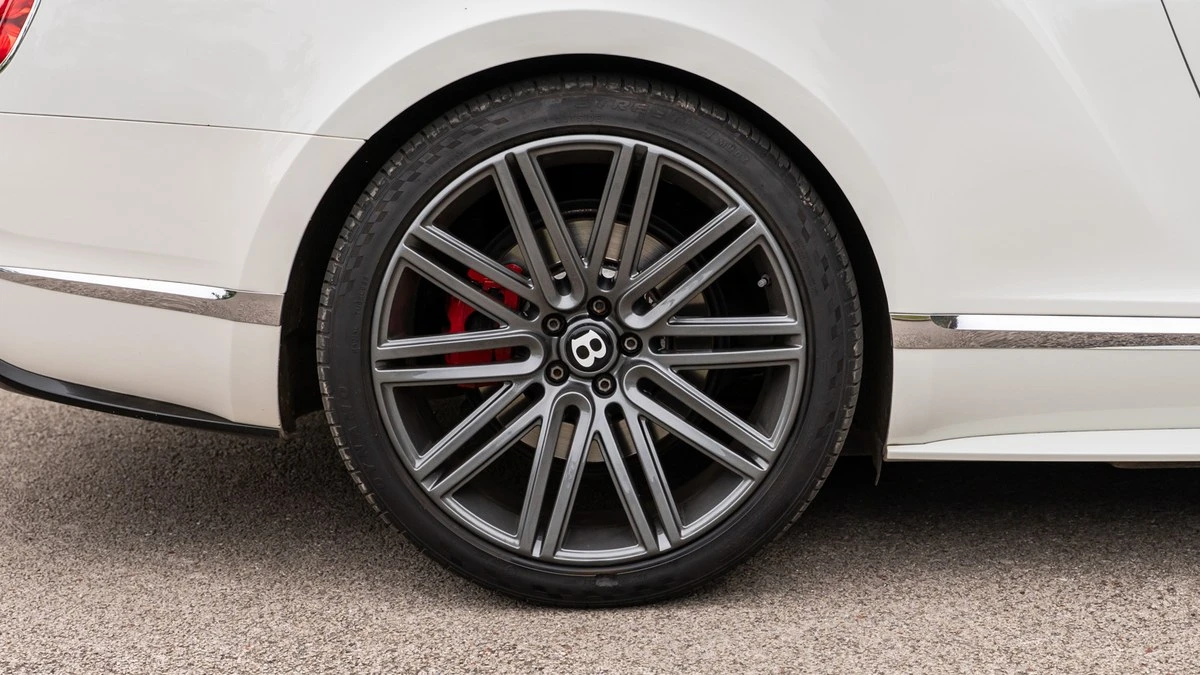 2015 Bentley Continental GTC - Image 18 of 30
