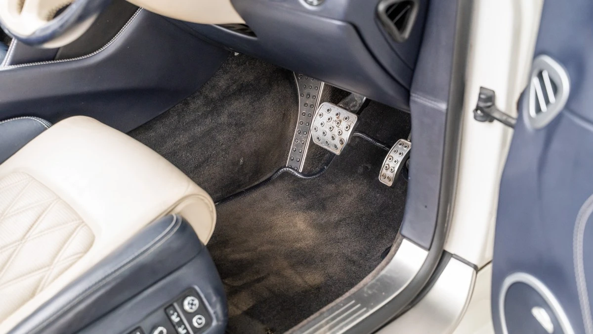 2015 Bentley Continental GTC - Image 30 of 30