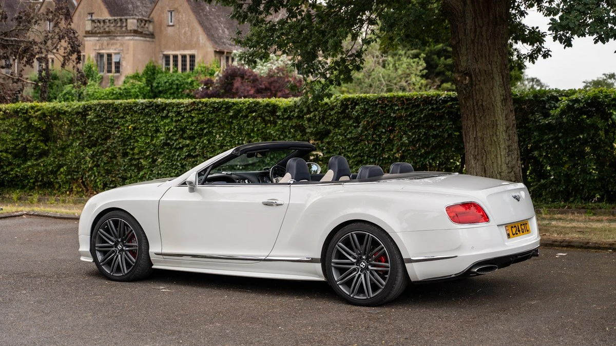 2015 Bentley Continental GTC - Image 17 of 30