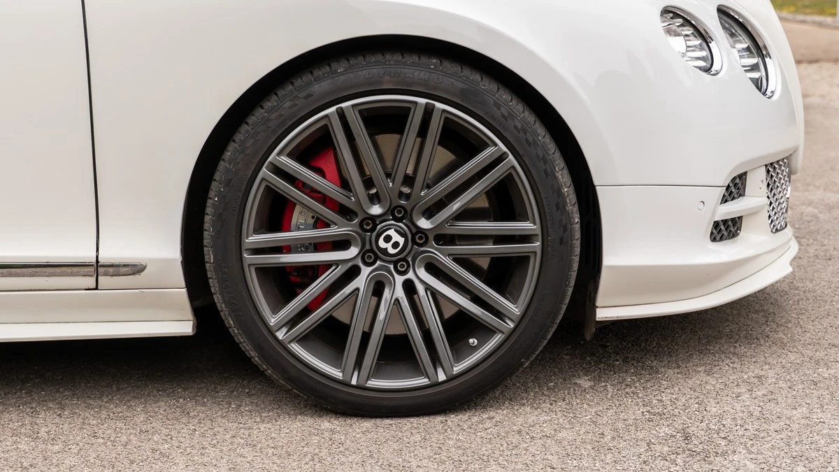 2015 Bentley Continental GTC - Image 19 of 30