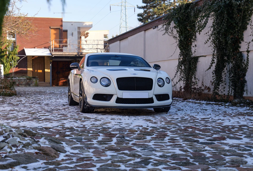 2015 Bentley Continental GT 2nd Gen - Image 11 of 31