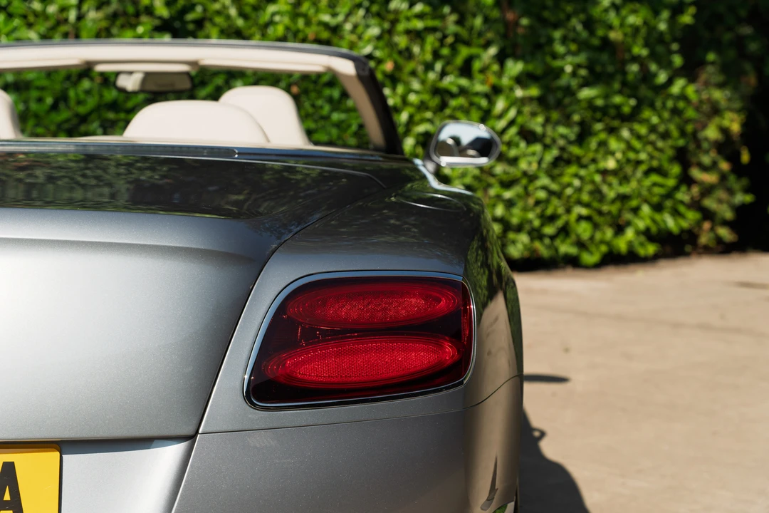 2015 Bentley Continental GTC - Image 31 of 31
