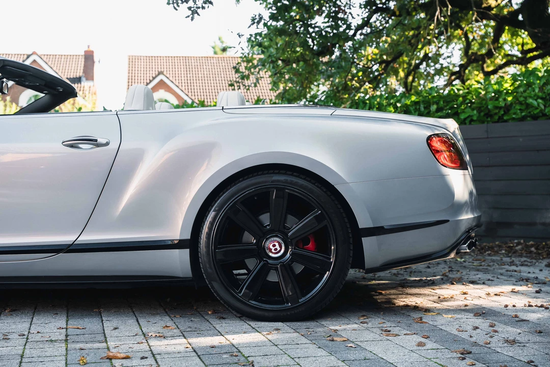 2015 Bentley Continental GTC - Image 30 of 31