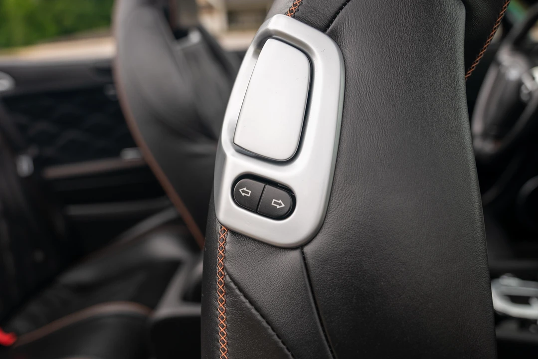 2015 Bentley Continental GTC - Image 27 of 31