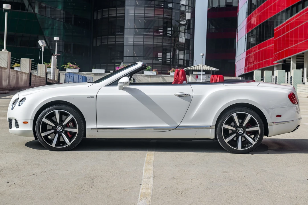 2015 Bentley Continental GTC - Image 16 of 31