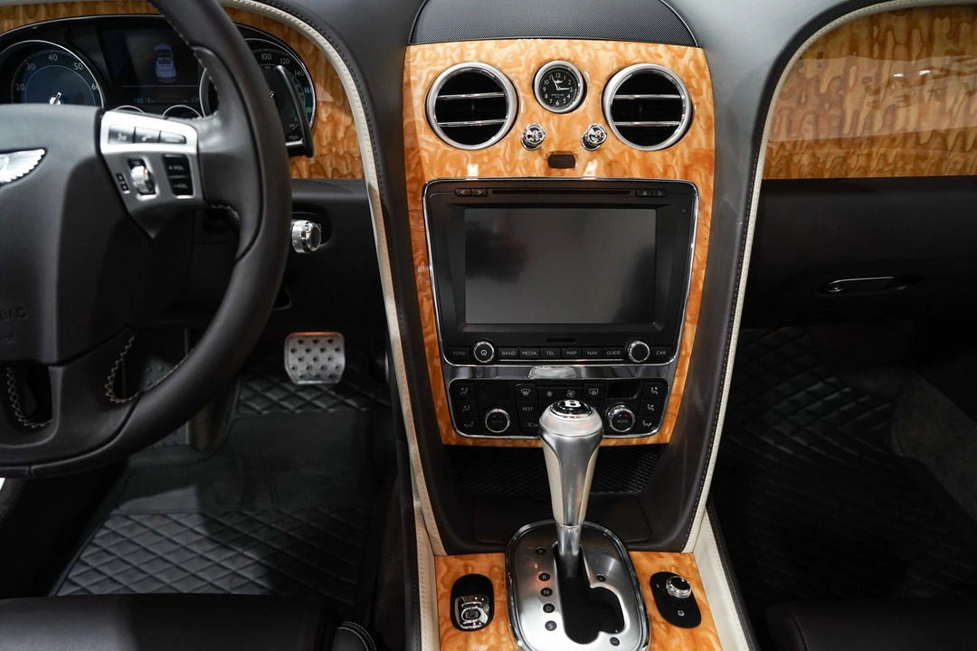 2015 Bentley Continental GT 2nd Gen - Image 12 of 31