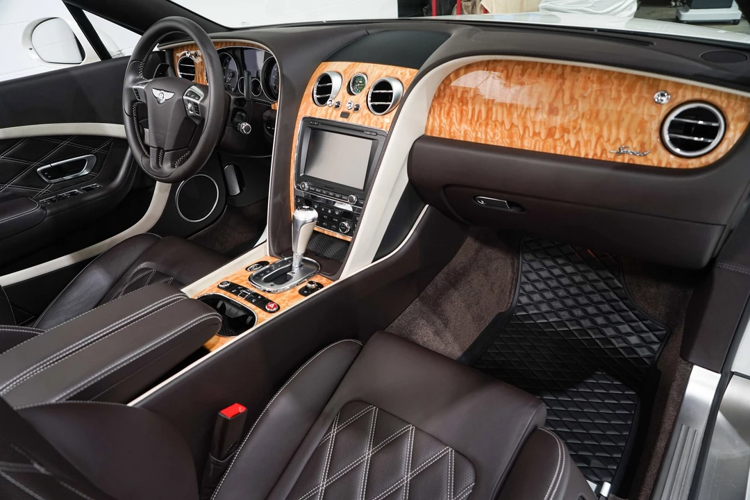 2015 Bentley Continental GT 2nd Gen - Image 17 of 31