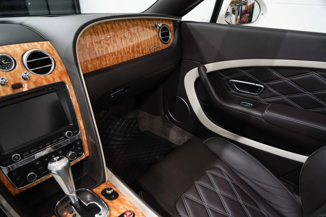 2015 Bentley Continental GT 2nd Gen - Image 14 of 31