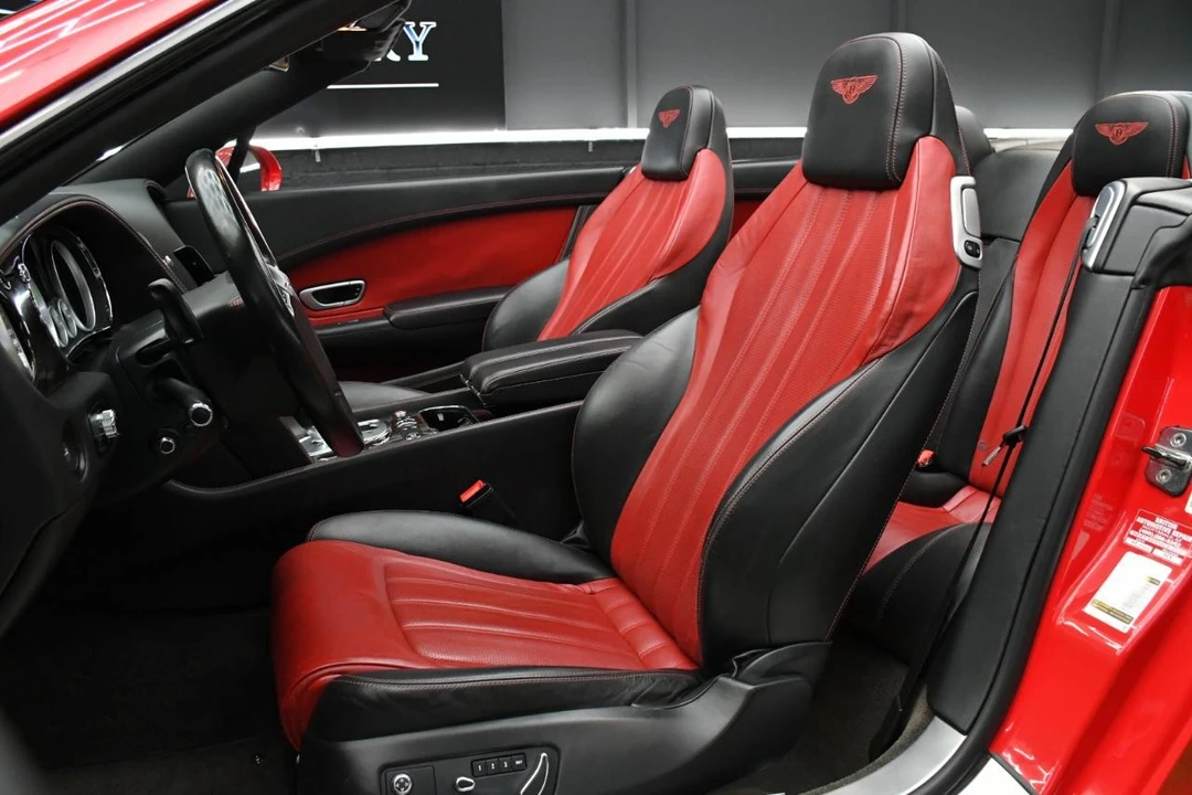 2015 Bentley - Image 26 of 31