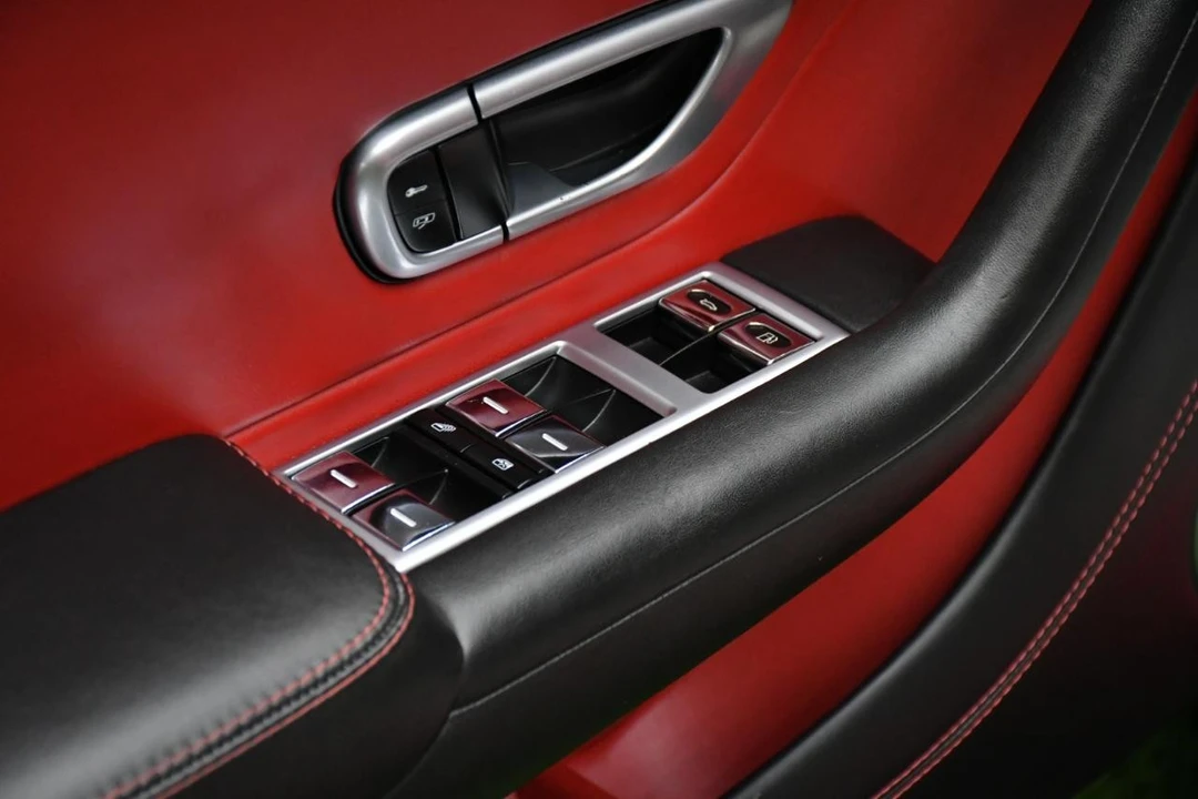 2015 Bentley - Image 23 of 31