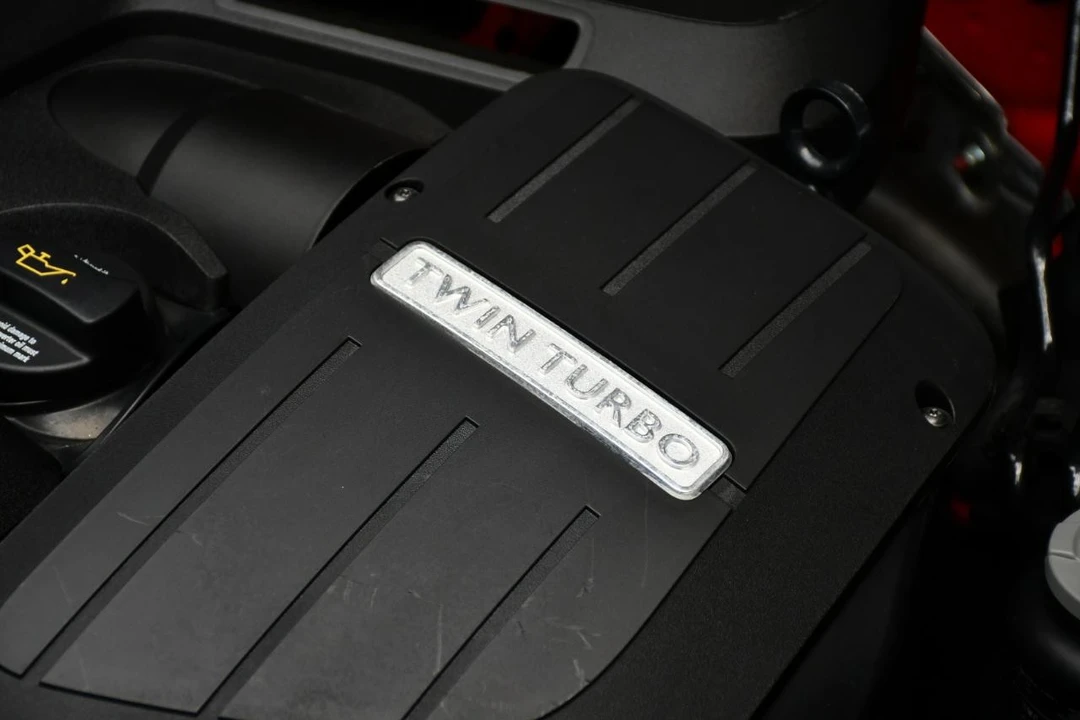 2015 Bentley - Image 21 of 31